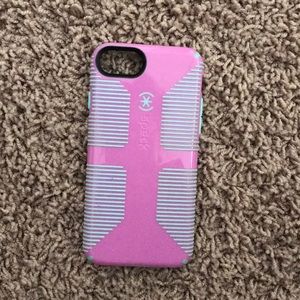 cute iphone 6/7/8 light purple & mint speck case.